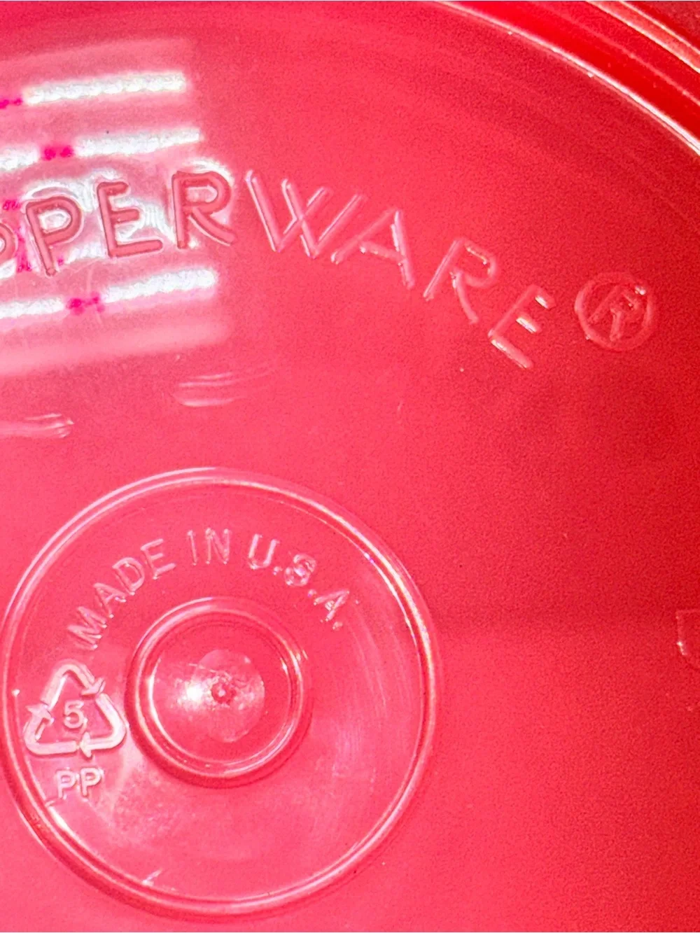 Tupperware servalier bowl